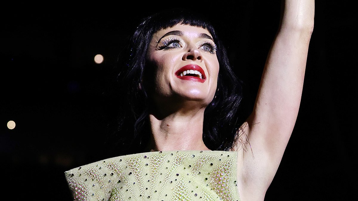 taylor-alert-–-katy-perry-mocked-for-‘mom-moves’-on-disastrous-lifetimes-tour-after-being-slated-for-blue-origin-space-flight