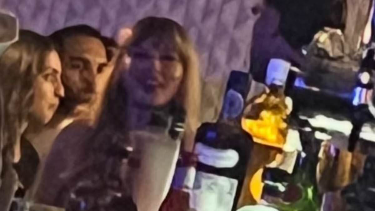 taylor-alert-–-beaming-taylor-swift-plays-doting-girlfriend-on-surprise-trip-to-nashville-for-travis-kelce’s-charity-event
