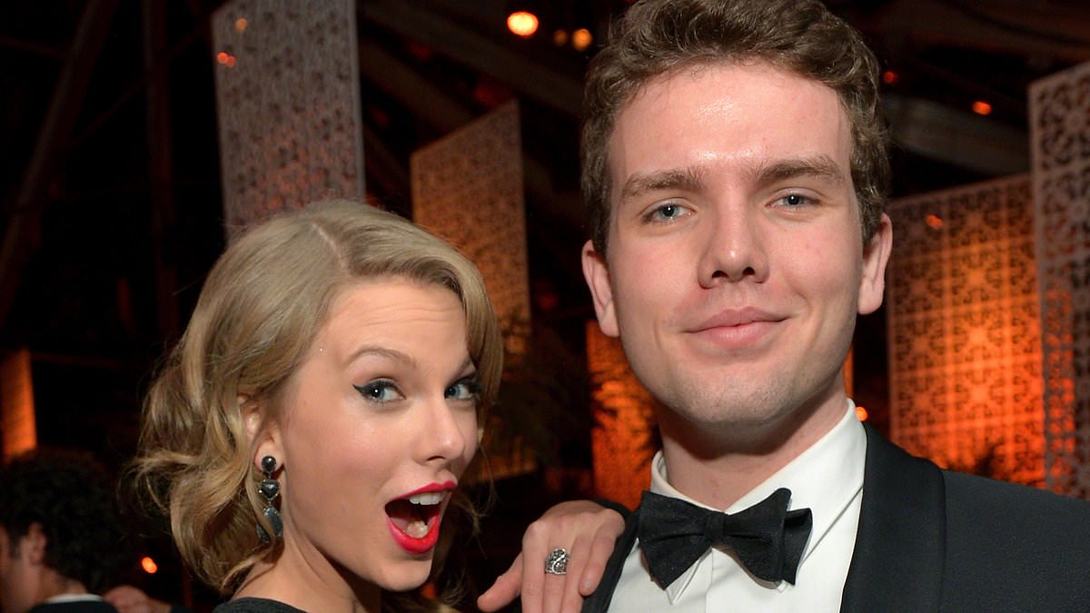 taylor-alert-–-taylor-swift-fans-left-in-shock-after-learning-about-her-‘secret’-family-member:-‘who-knew!’