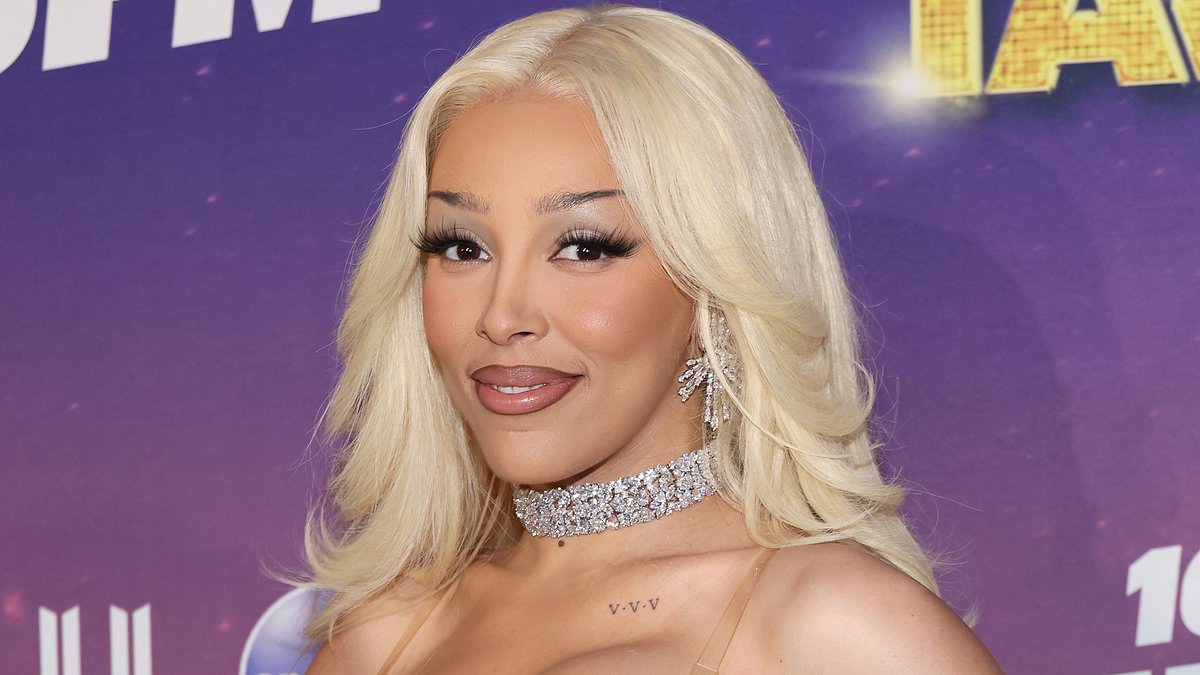 taylor-alert-–-doja-cat-releases-very-sexy-music-video-for-new-song-with-taylor-swift’s-ex-producer