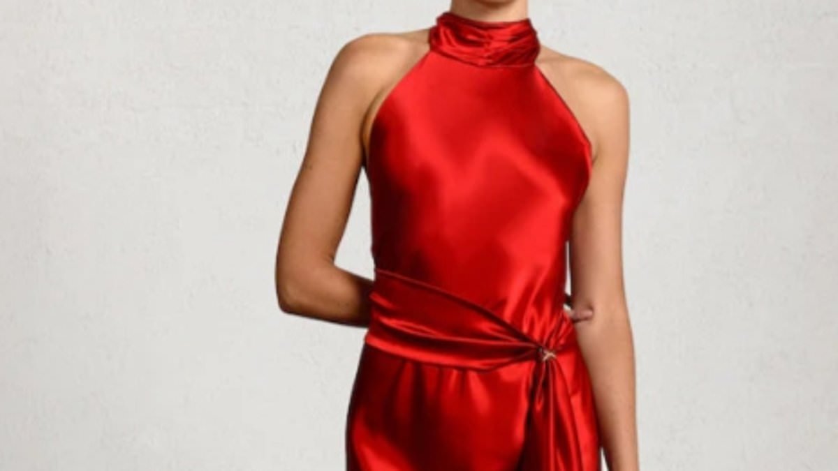 taylor-alert-–-taylor-swift,-zendaya-and-lady-spencer’s-all-got-engaged-wearing-the-romantic-dress-trend-that’s-perfect-for-date-night-and-beyond